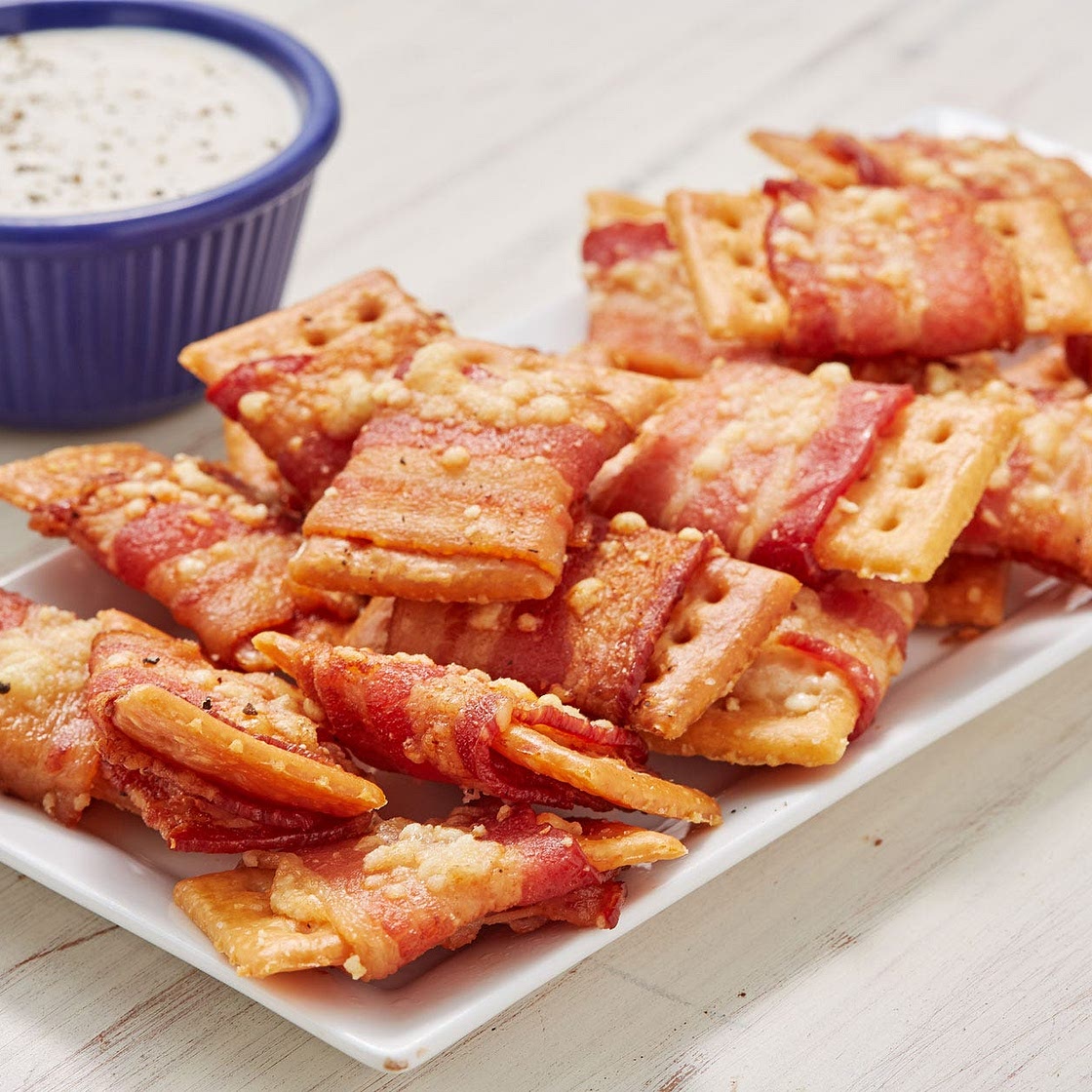 Bacon Parm Crackers