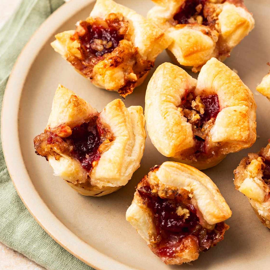 Cranberry Brie Bites