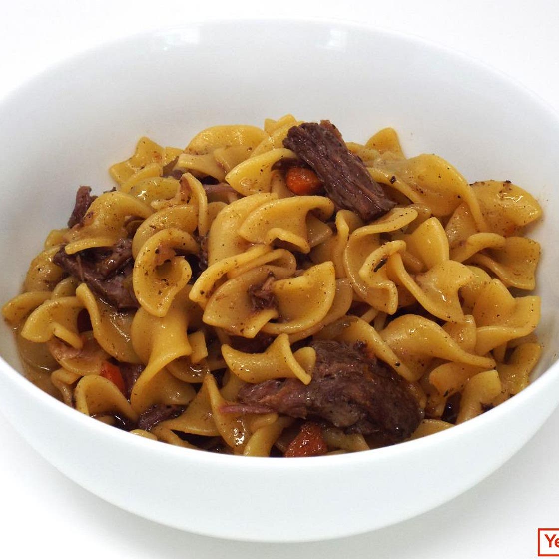 Slow Cooker Beef and Noodles