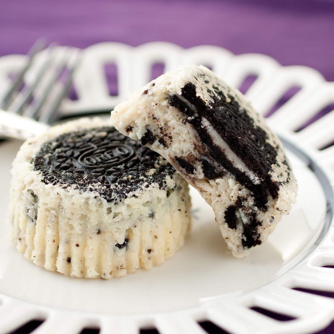 Cookies and Cream Cheesecake Cupcakes {aka Oreo Cheesecake Cupcakes}