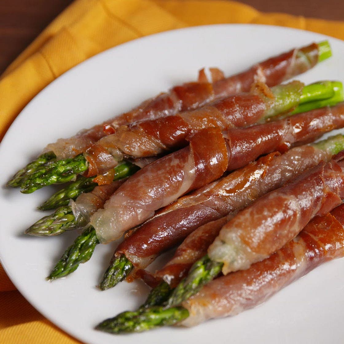 Prosciutto Wrapped Asparagus