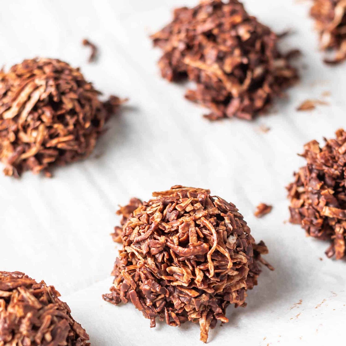 Keto Chocolate Macaroons
