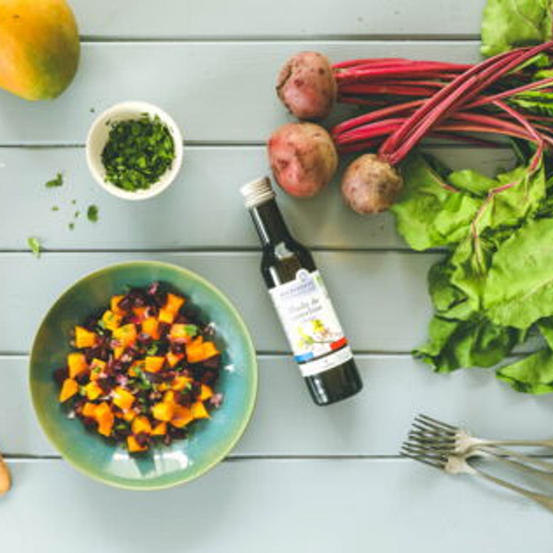 Salade de betterave, mangue et menthe