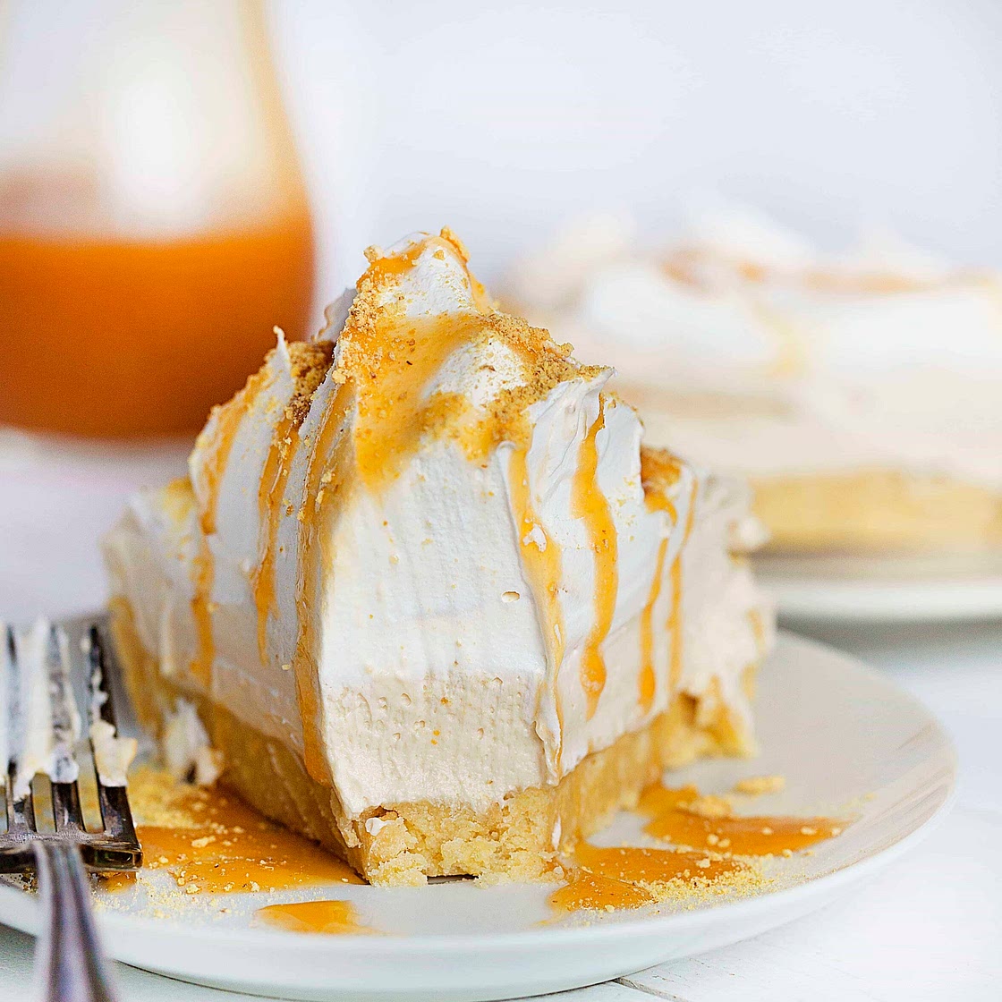 No-Bake Caramel Shortbread Pie