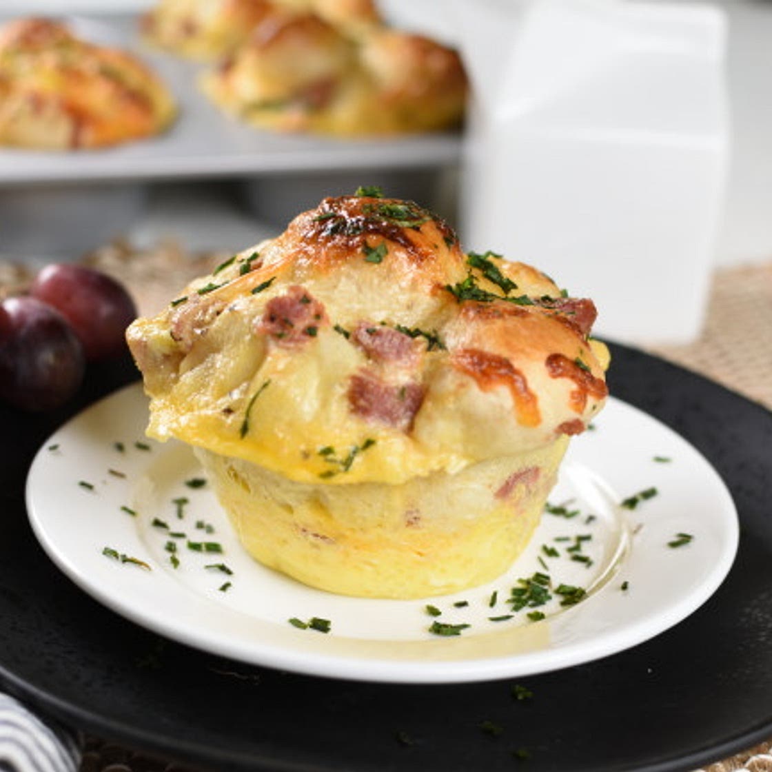Egg, Ham, and Cheese Monkey Bread
