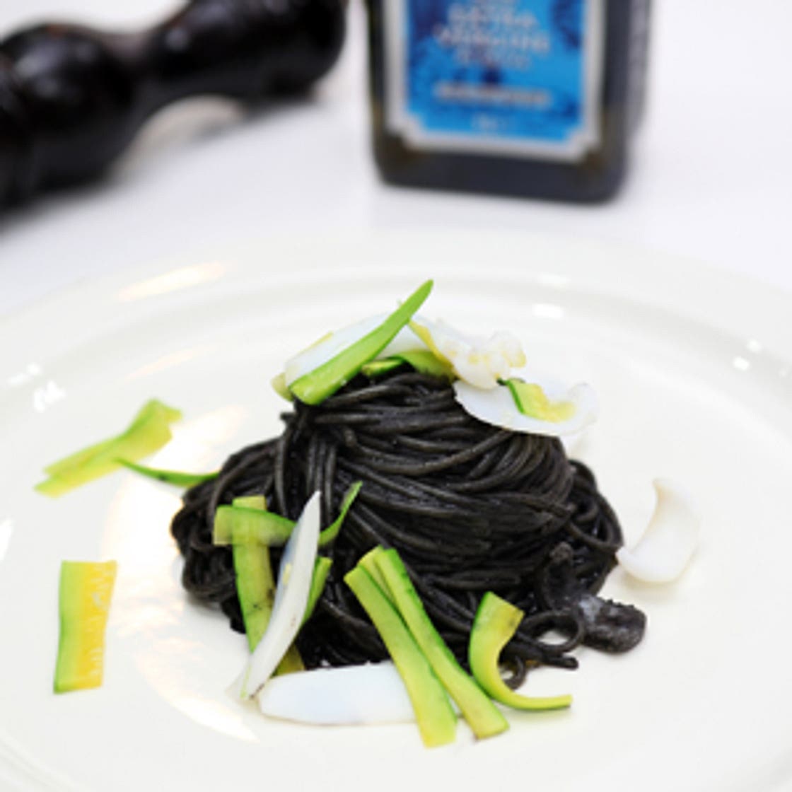 오징어먹물 파스타