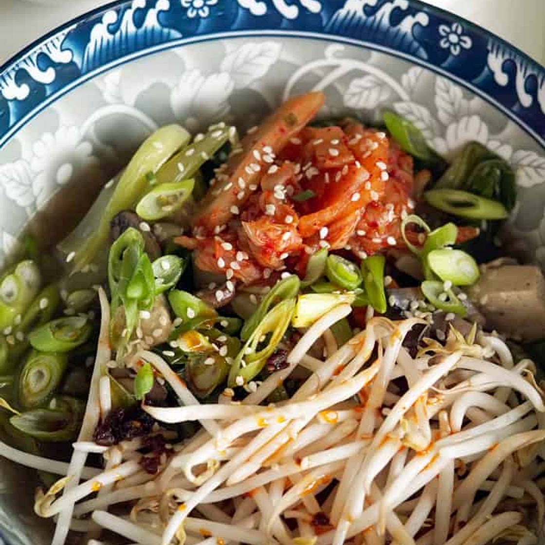 VEGAN HOT POT | Tofu & Mushroom | Recipe for Hot Pot