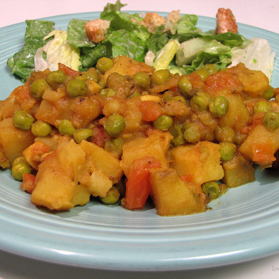 Nepalese Potato, Tomato and Pea Curry