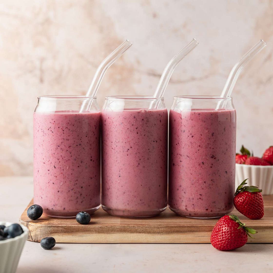 Berry-Kefir Smoothie
