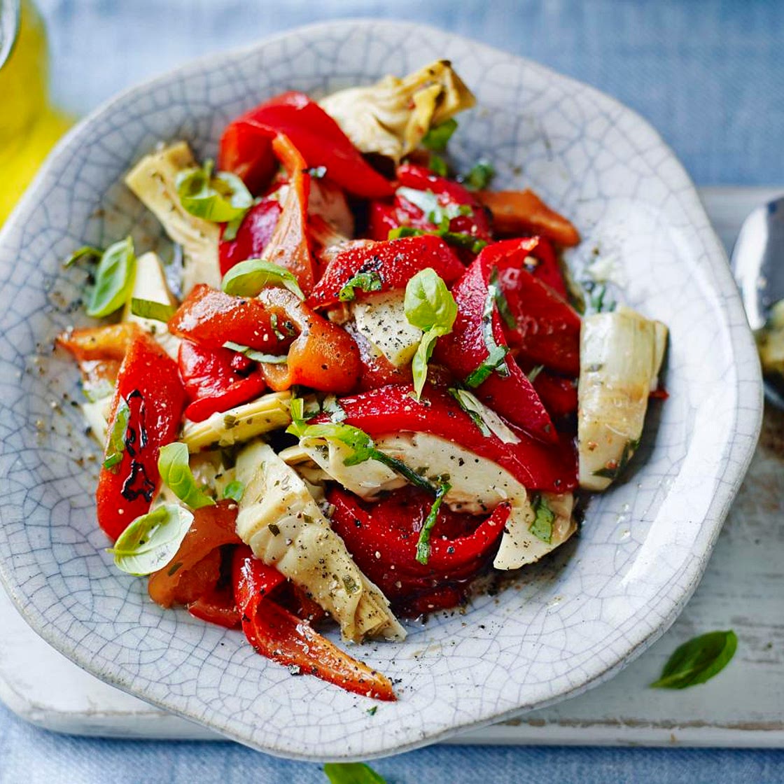 Roasted red pepper and artichoke salad
