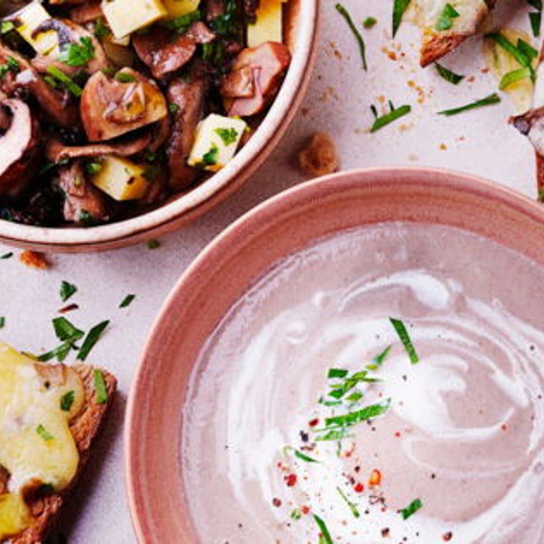 Velouté de châtaignes et tartine gratinée