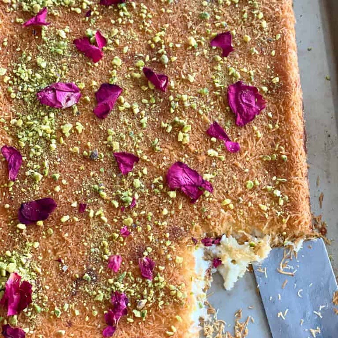 Easy knafeh with Mozzarella Cheese
