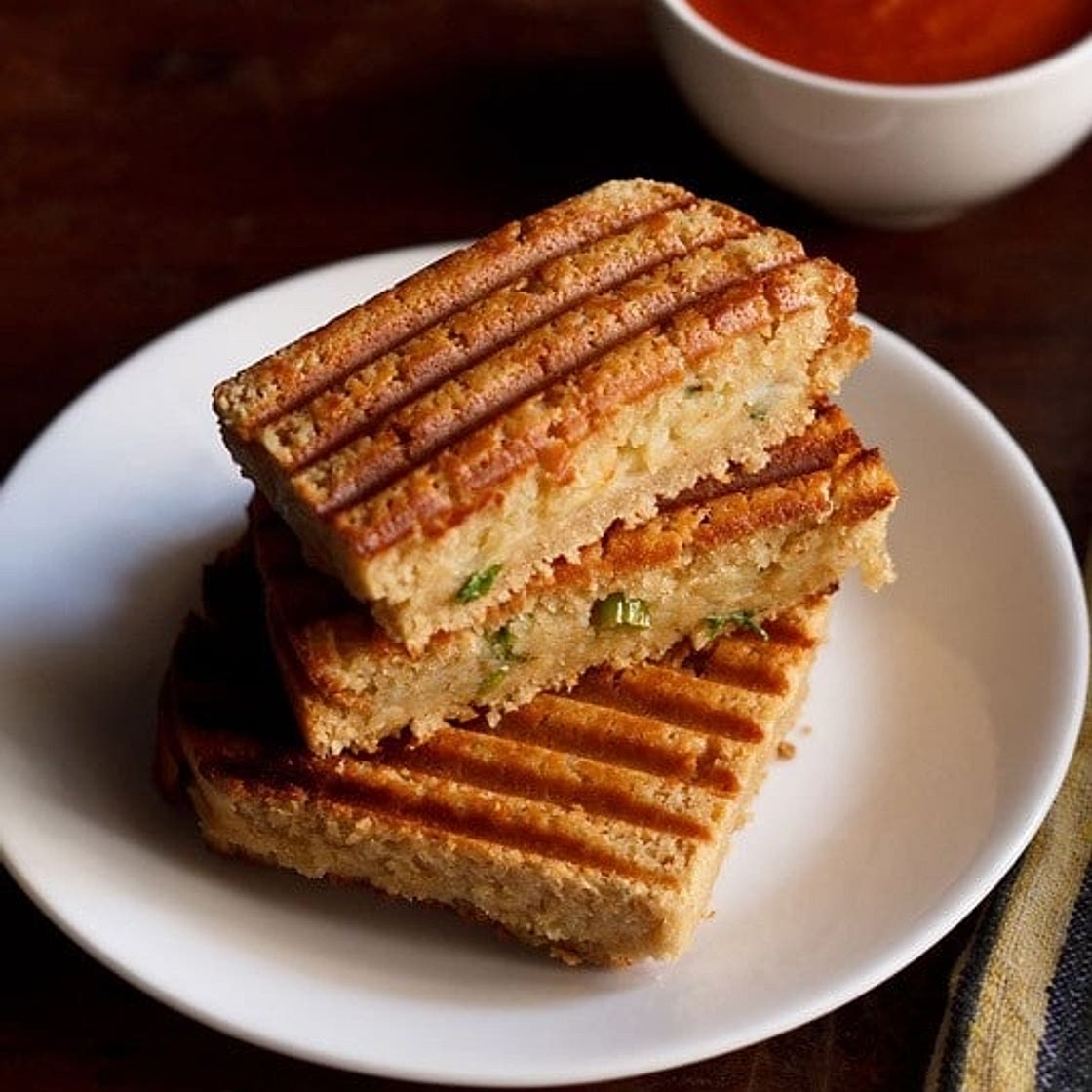 Potato Sandwich Recipe (Grilled Aloo Sandwich)