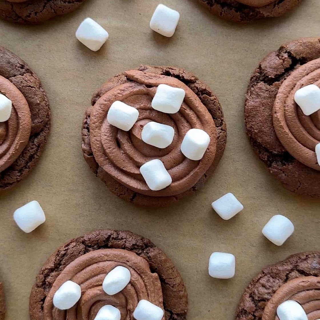 Hot Chocolate Cookie- Crumbl Copycat Frozen Hot Chocolate Cookie