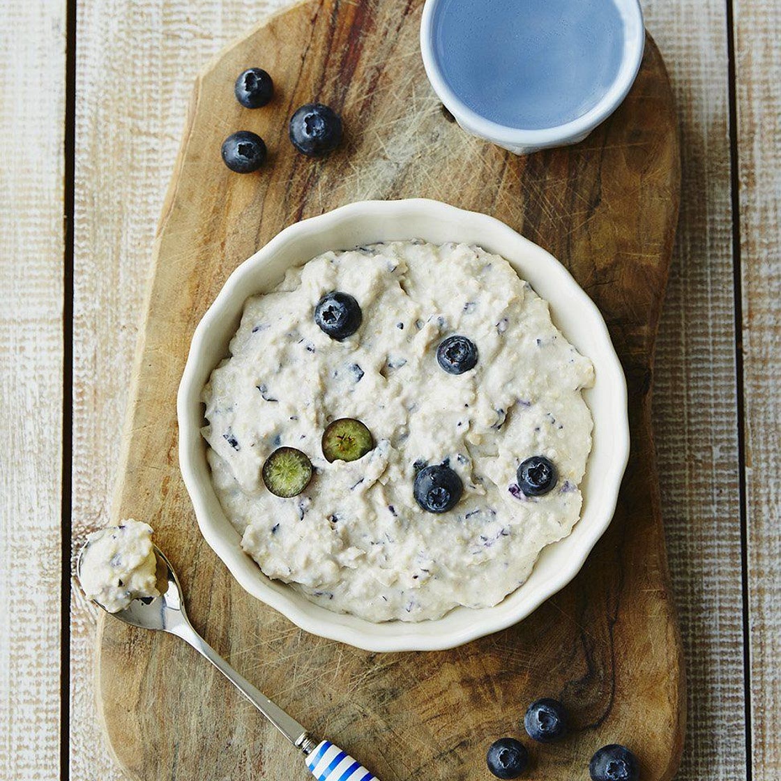 Michela’s blueberries & chickpeas (no cook)