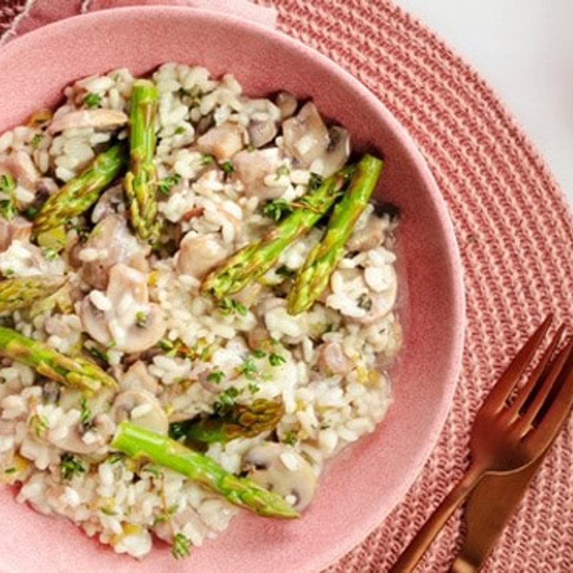 Risotto de cogumelos e espargos com queijo