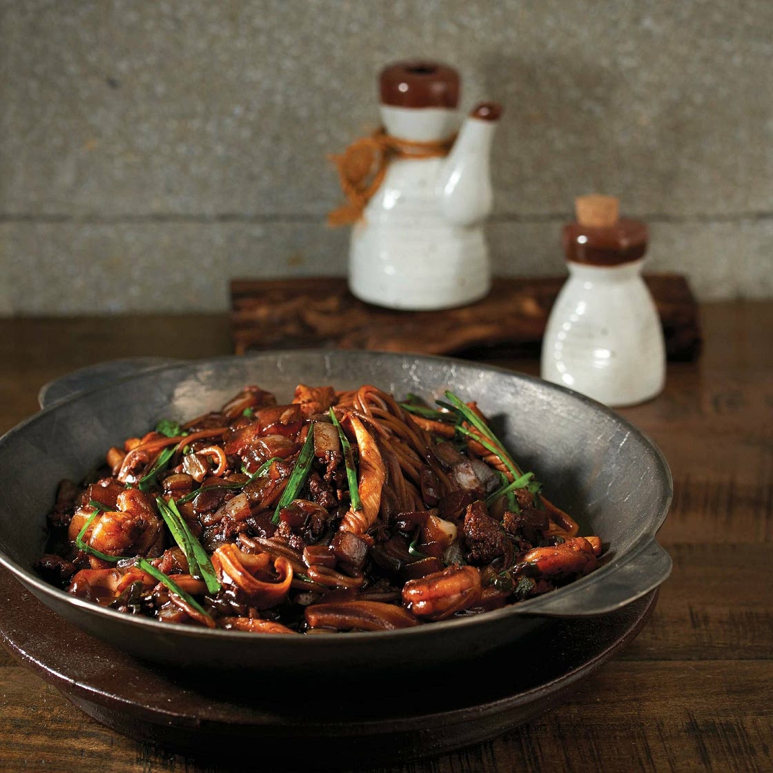 매운 해물 쟁반짜장