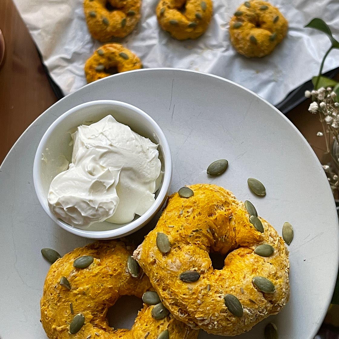 Quick batch bagels - Pumpkin & rosemary