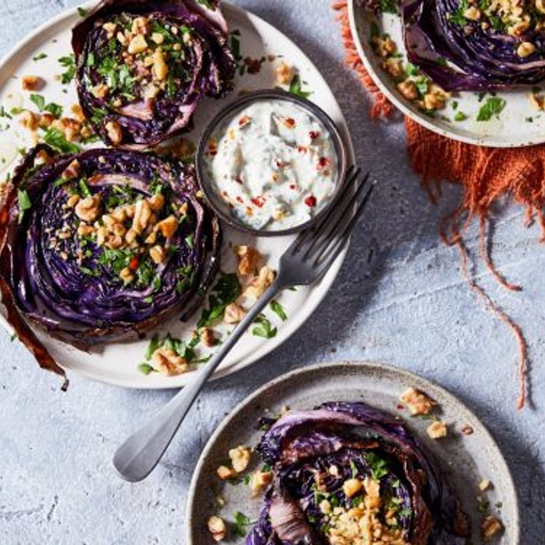 rodekool steaks, gerookt, gemarineerd en geroosterd