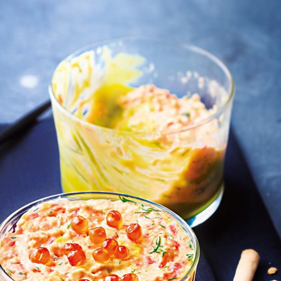 Verrines de mousse de saumon au guacamole