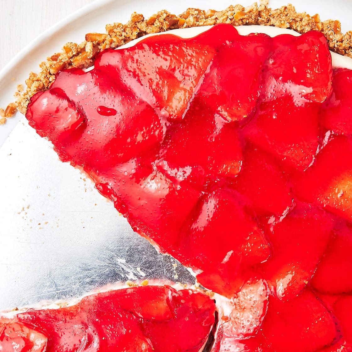 Strawberry Pretzel Tart