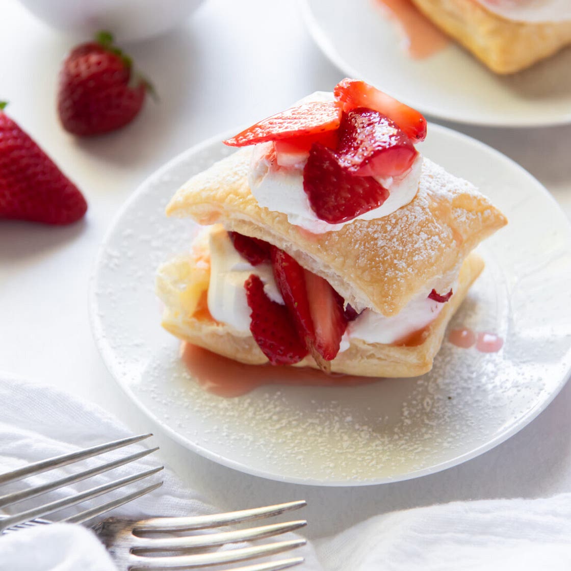 Easy Strawberry Shortcake Puffs