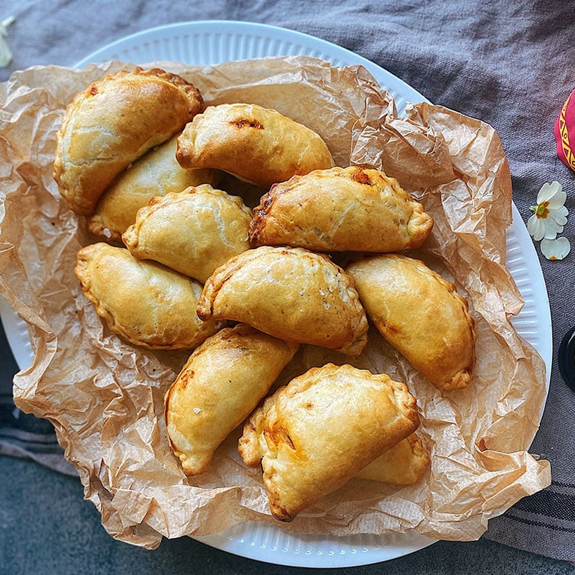 Beef Empanadas With Chilli Con Carne