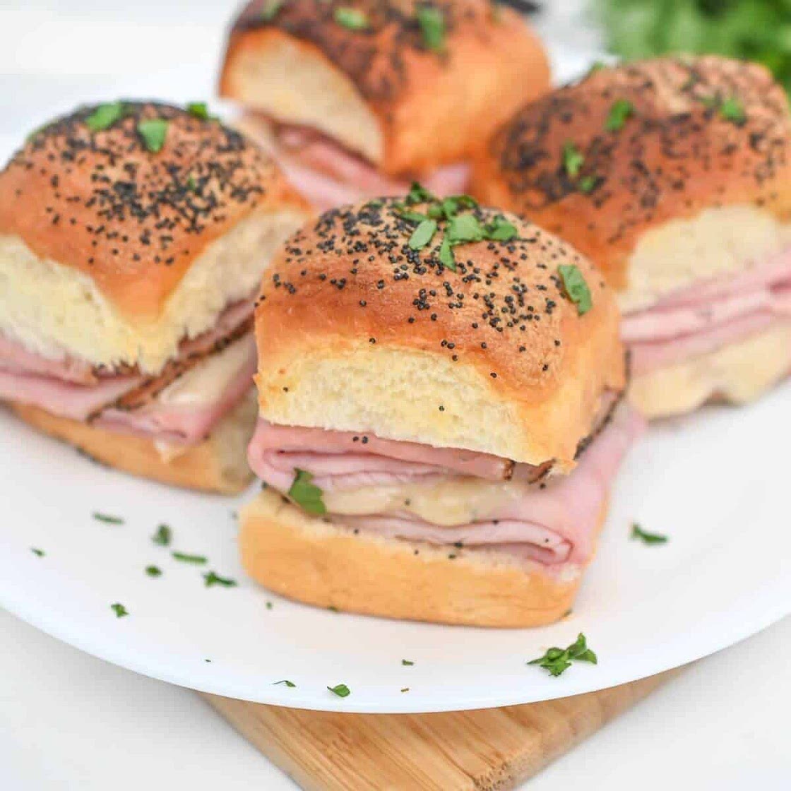 Hawaiian Roll Sliders
