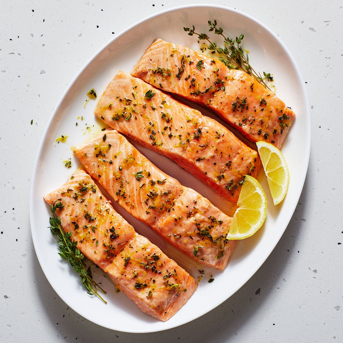 Baked Salmon With Lemon and Thyme