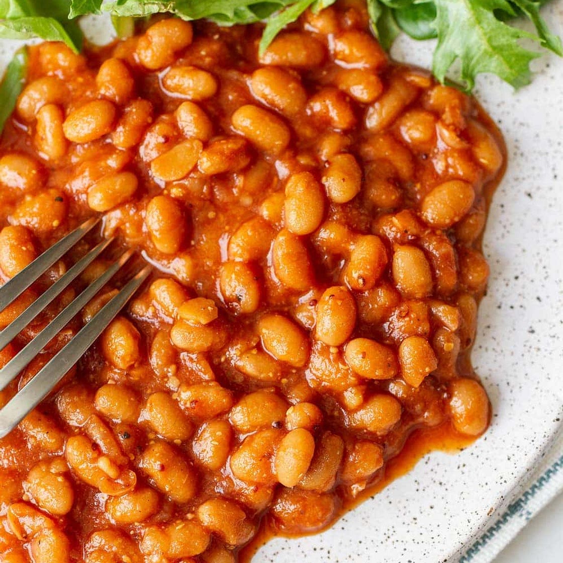 HEALTHY BAKED BEANS (VEGAN)