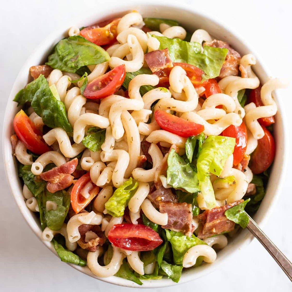 Low FODMAP BLT Pasta Salad