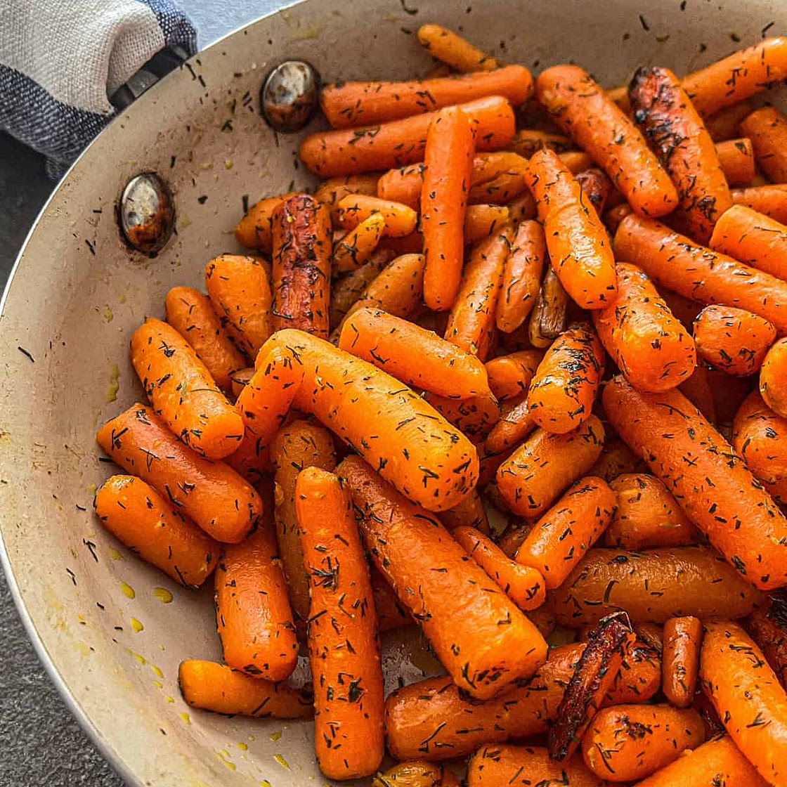 Braised Baby Carrots with Butter and Orange