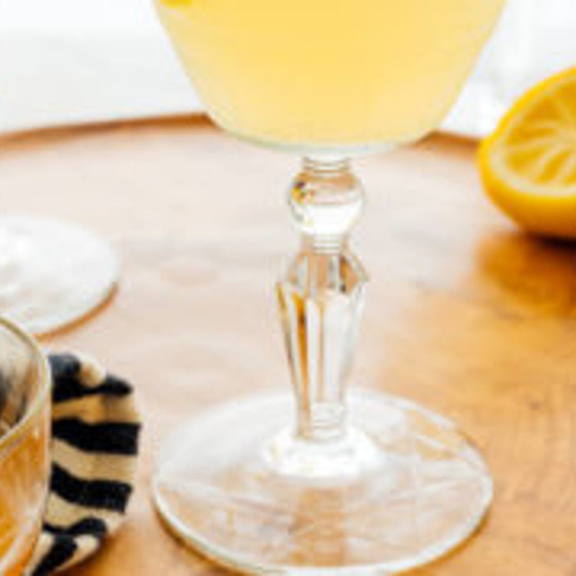 Bee's Knees Cocktail