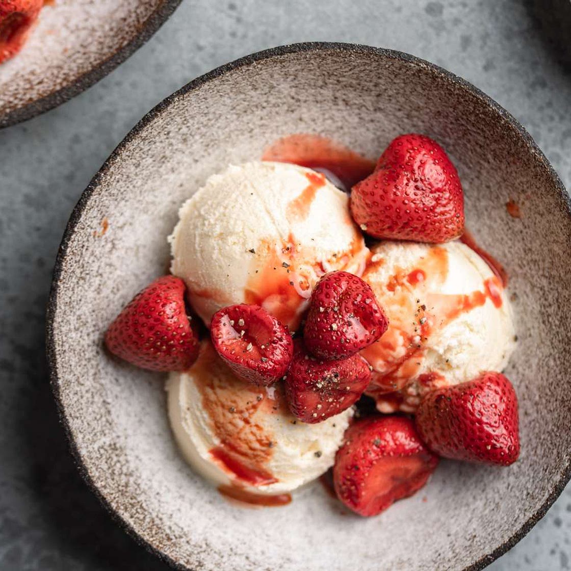 Super-Easy Balsamic Roasted Strawberry