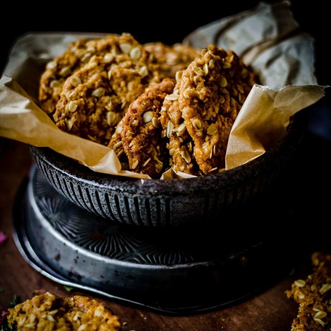 Best Chewy Anzac Biscuit Recipe