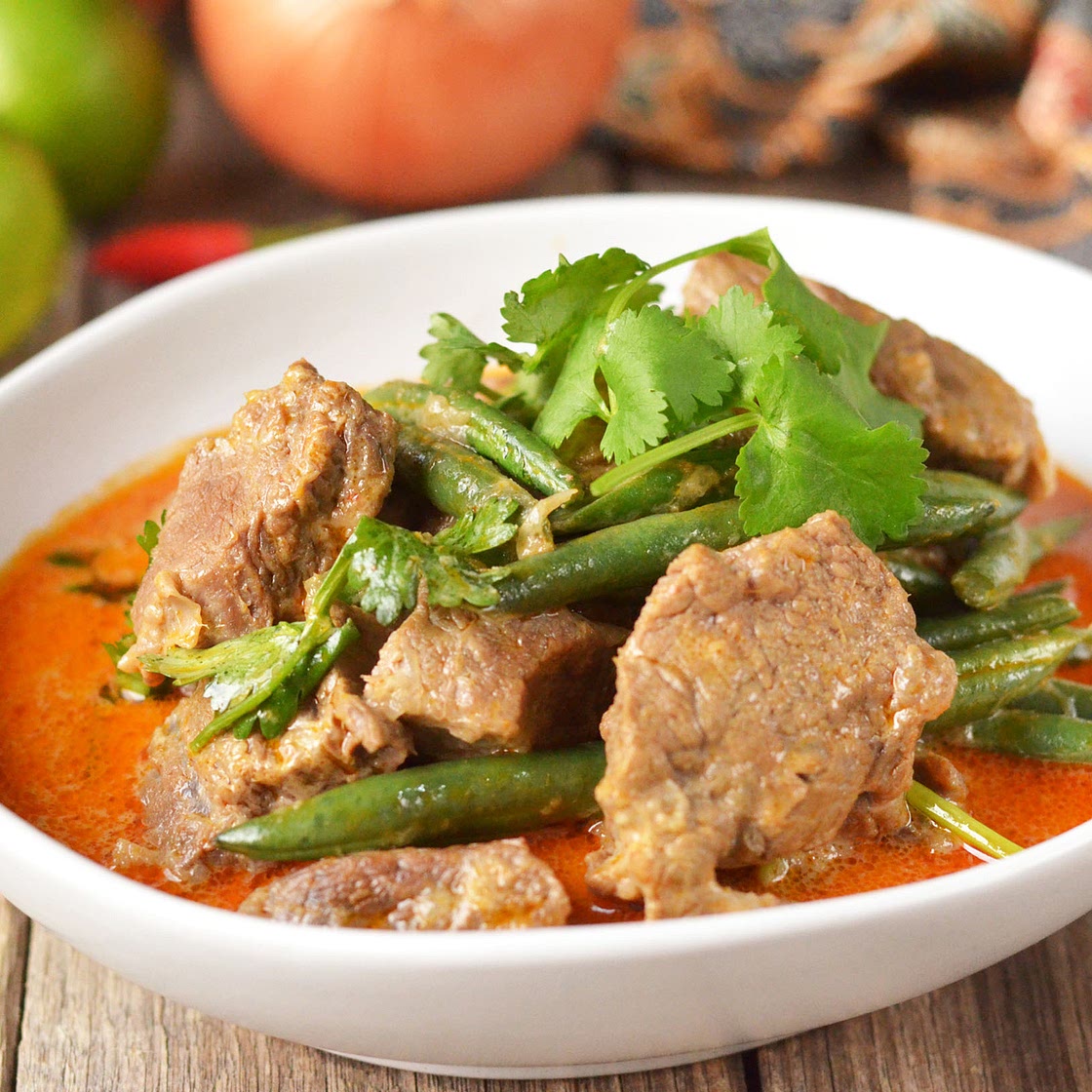 Slow Cook Thai Beef Curry