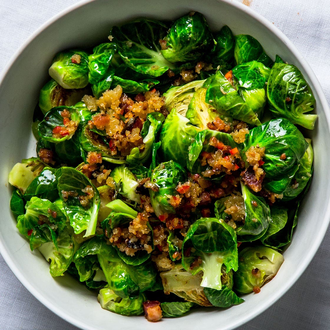 Lemony Brussels Sprouts With Bacon and Breadcrumbs