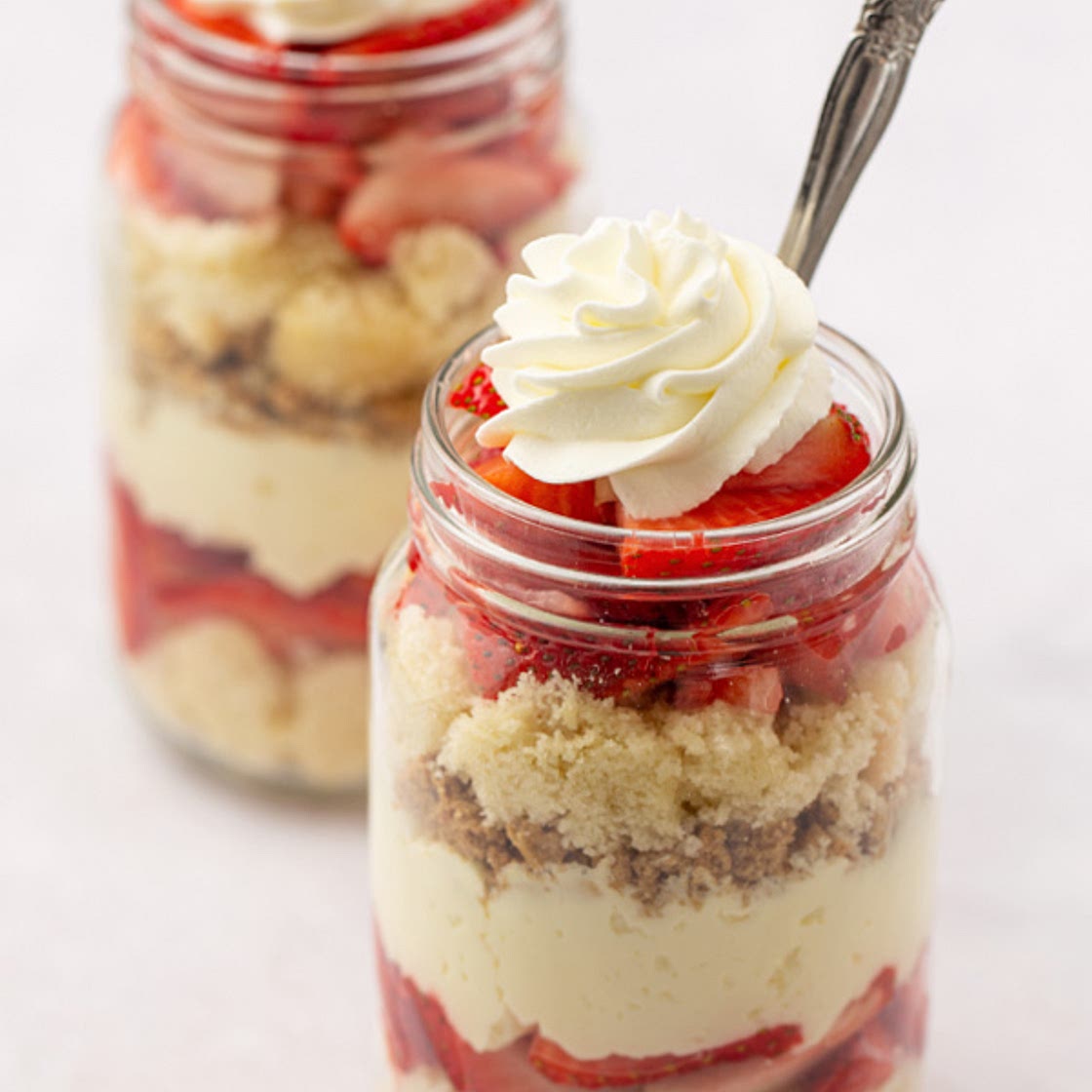 Mason Jar Strawberry Cheesecake