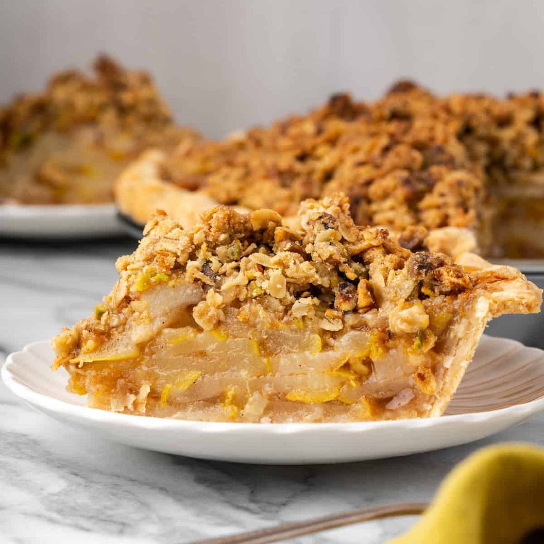 Pear Crumble Pie