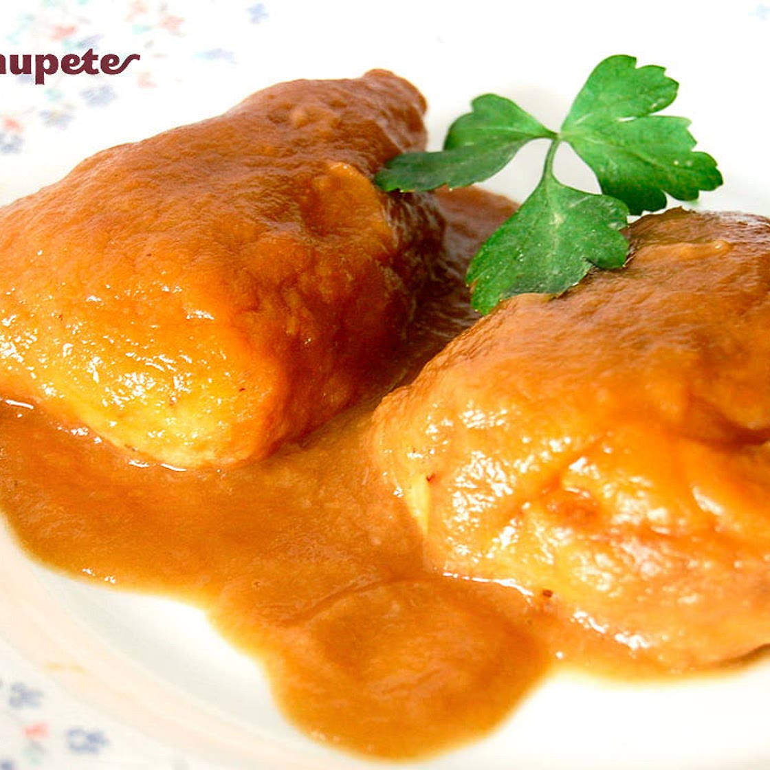 Pimientos del piquillo rellenos de bacalao