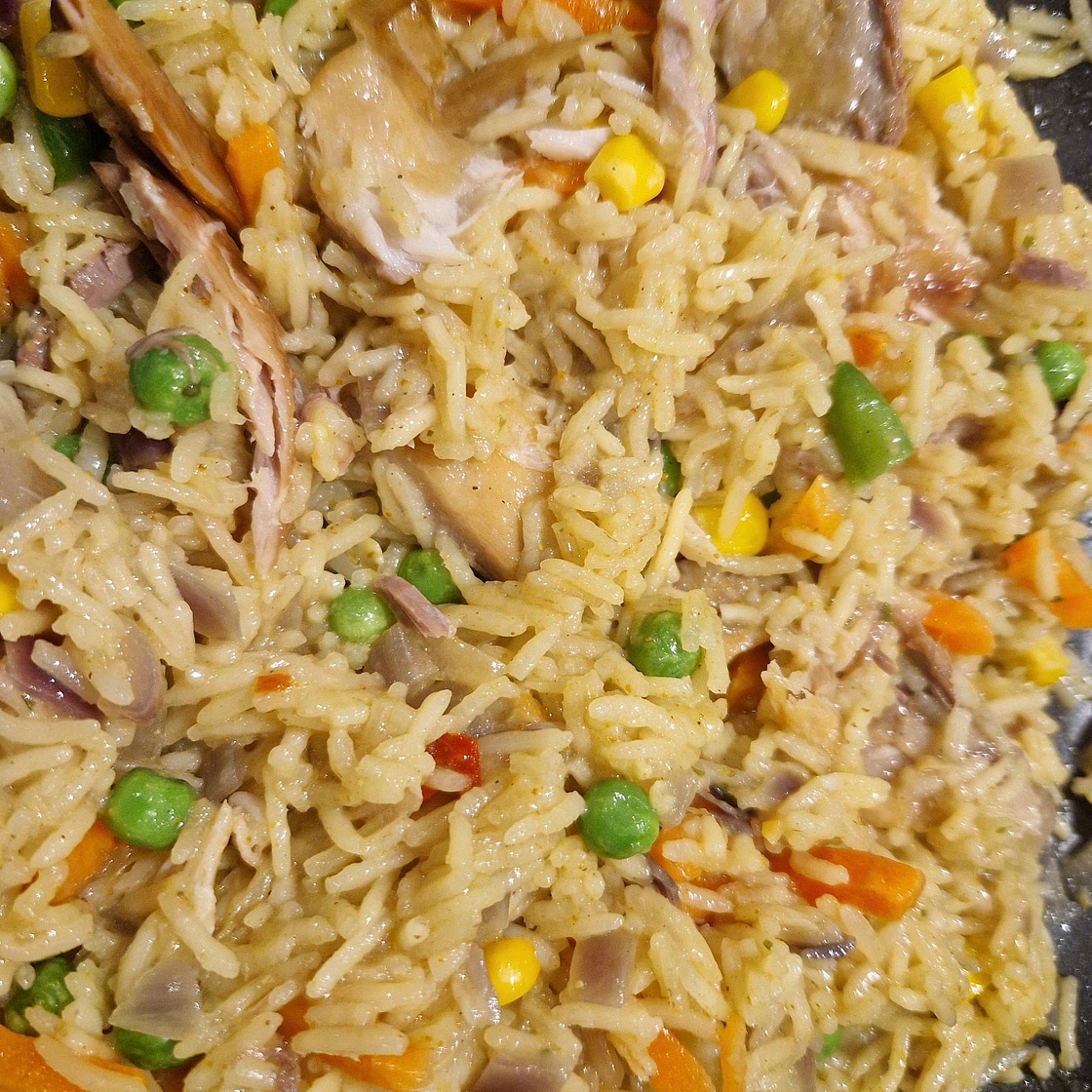 Smoked mackerel pilau rice