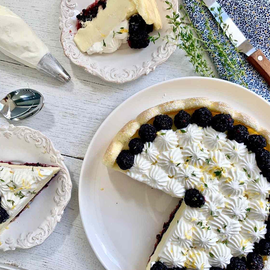 Charlotte Russe Cake