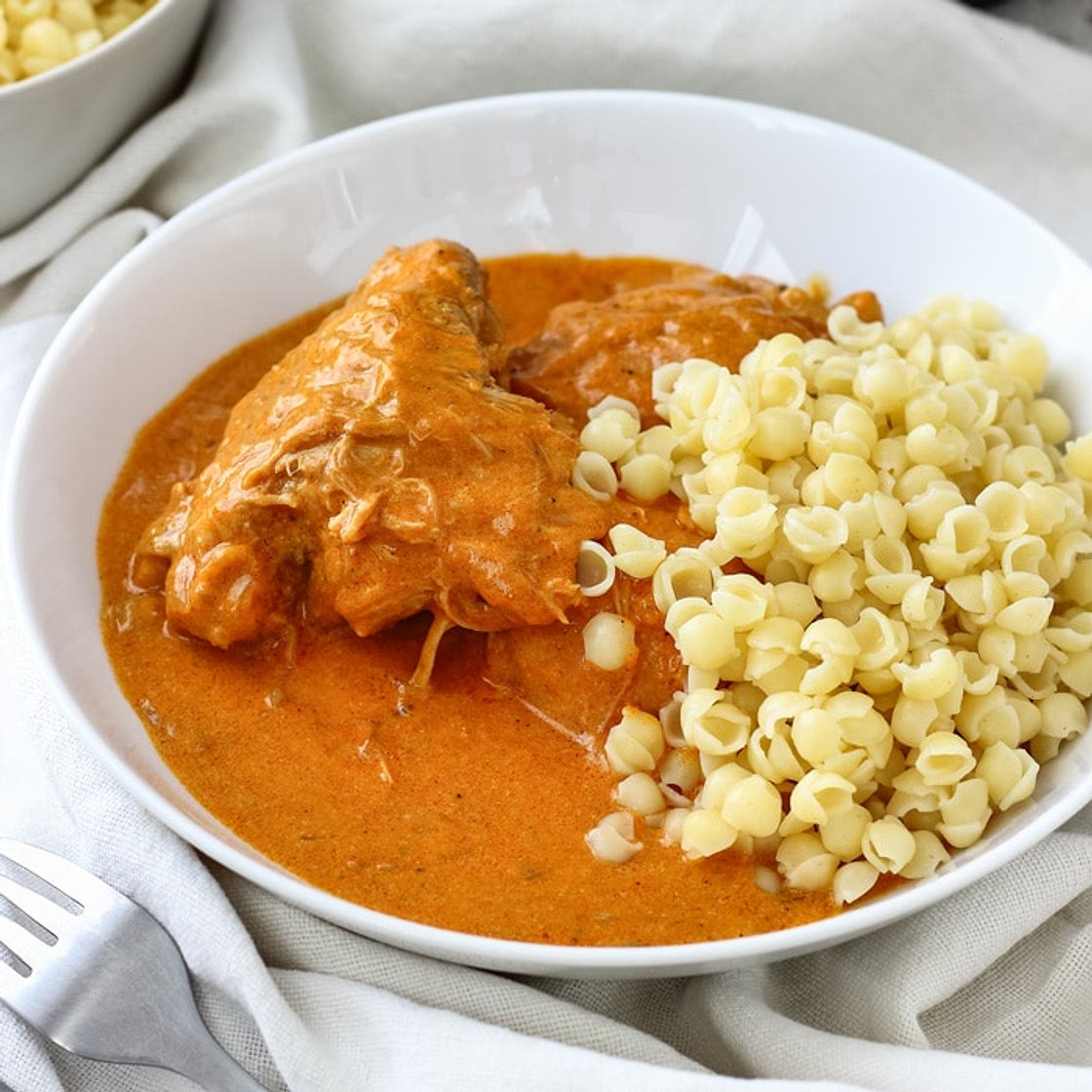 Instant Pot Chicken Paprikash