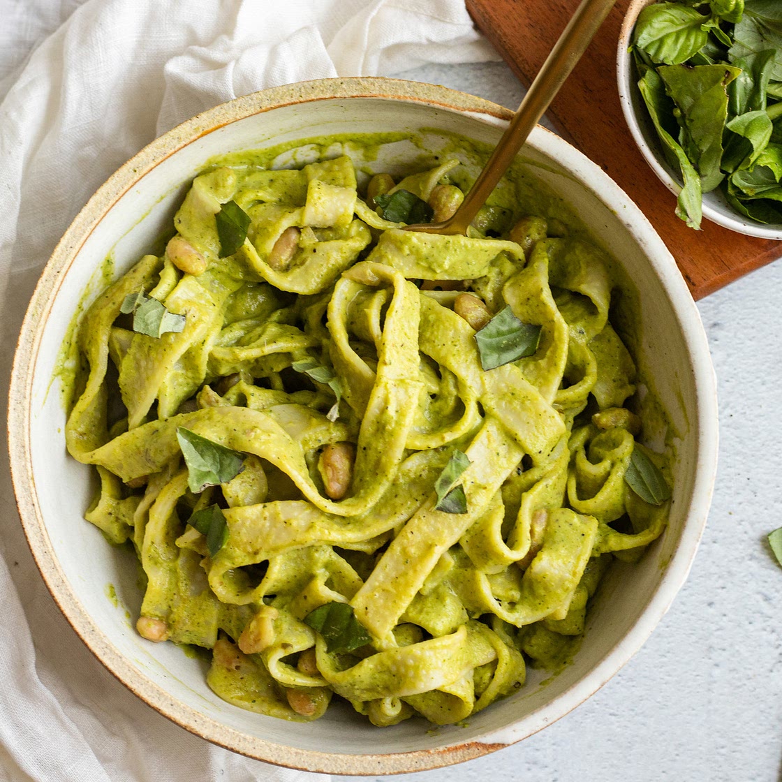 Creamy Vegan Zucchini Pasta with Lemon and Basil