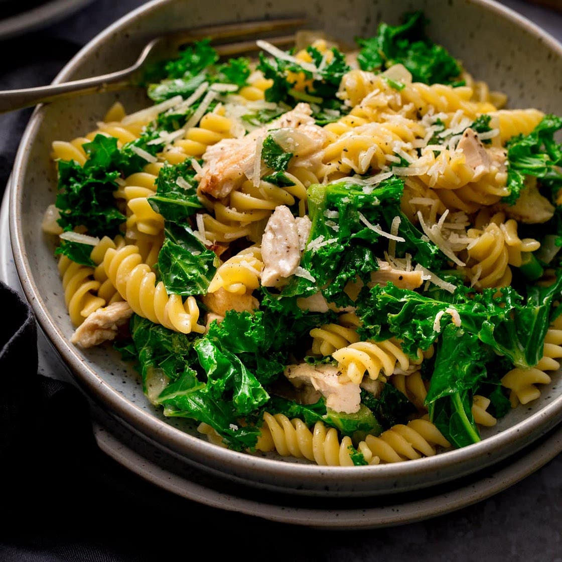One Pot Garlic Chicken Pasta Recipe