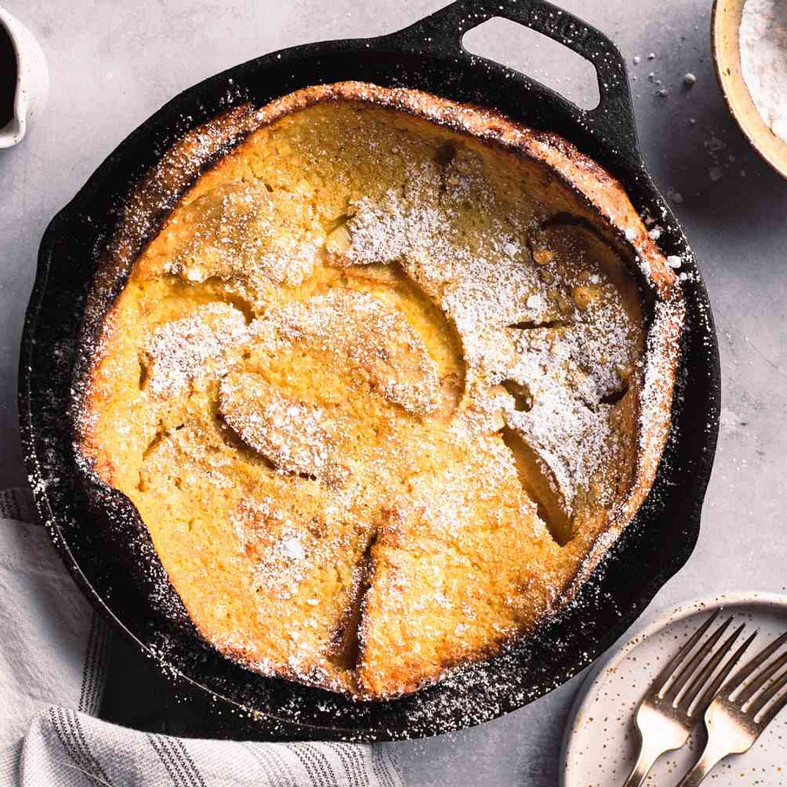 Apple Dutch Baby Oven Pancakes