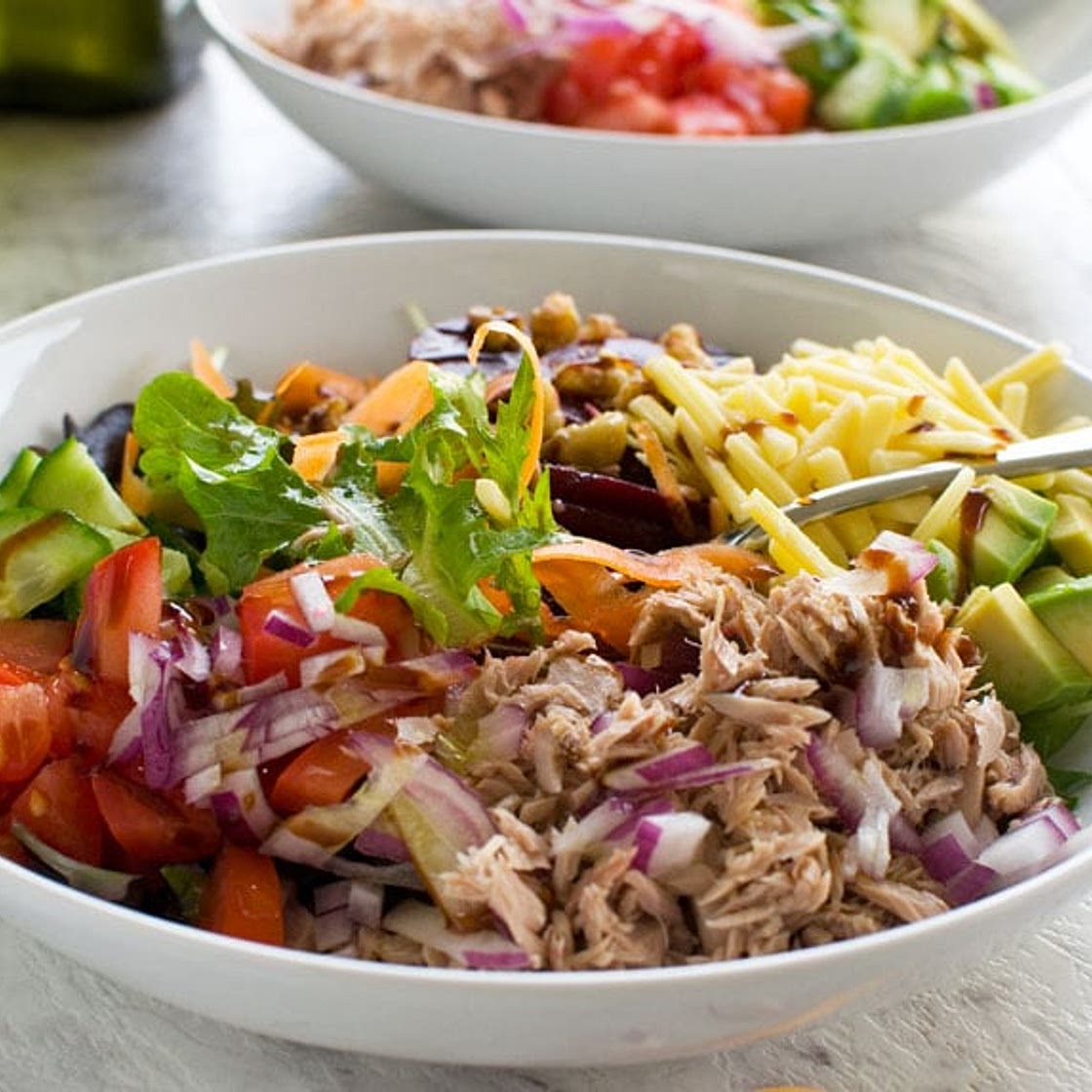 Easy Tuna Salad Recipe (10-minute Favorite Dinner)