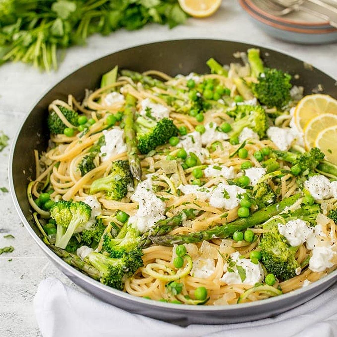 One-pot garlic and herb spaghetti with courgetti