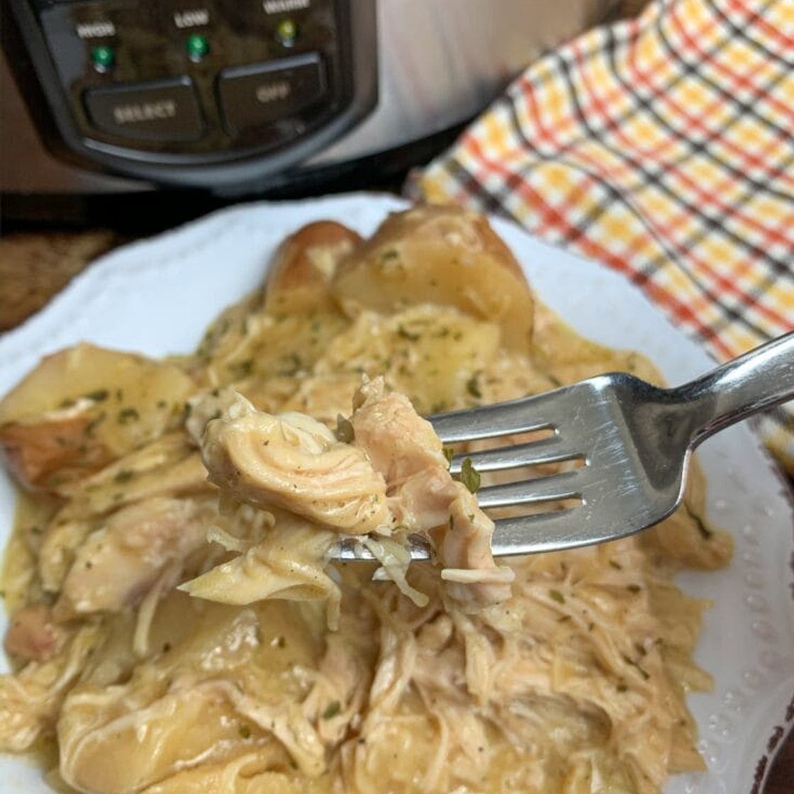 Slow Cooker Creamy Ranch Chicken and Potatoes