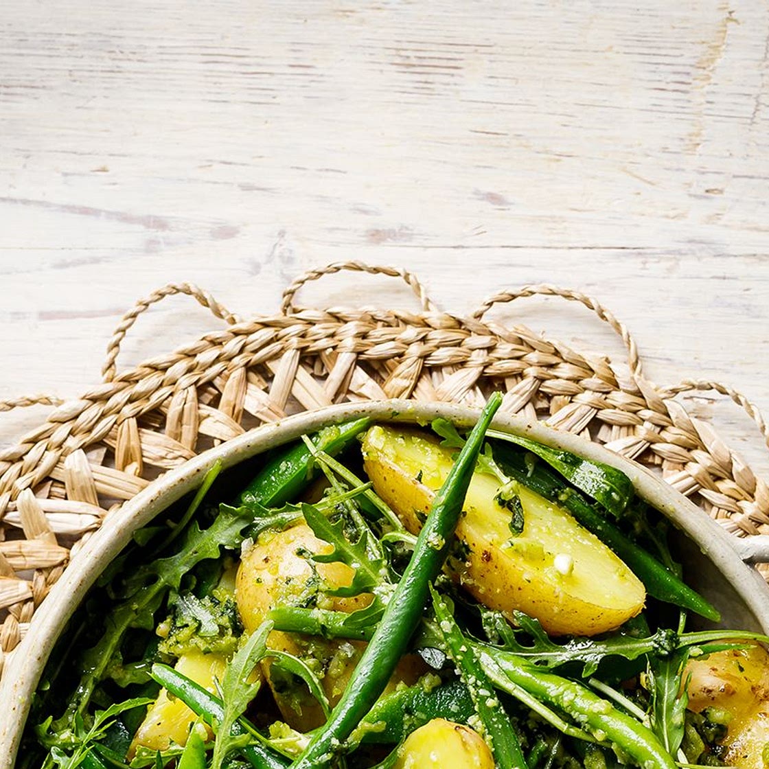 Potatoes, green beans and pesto recipe